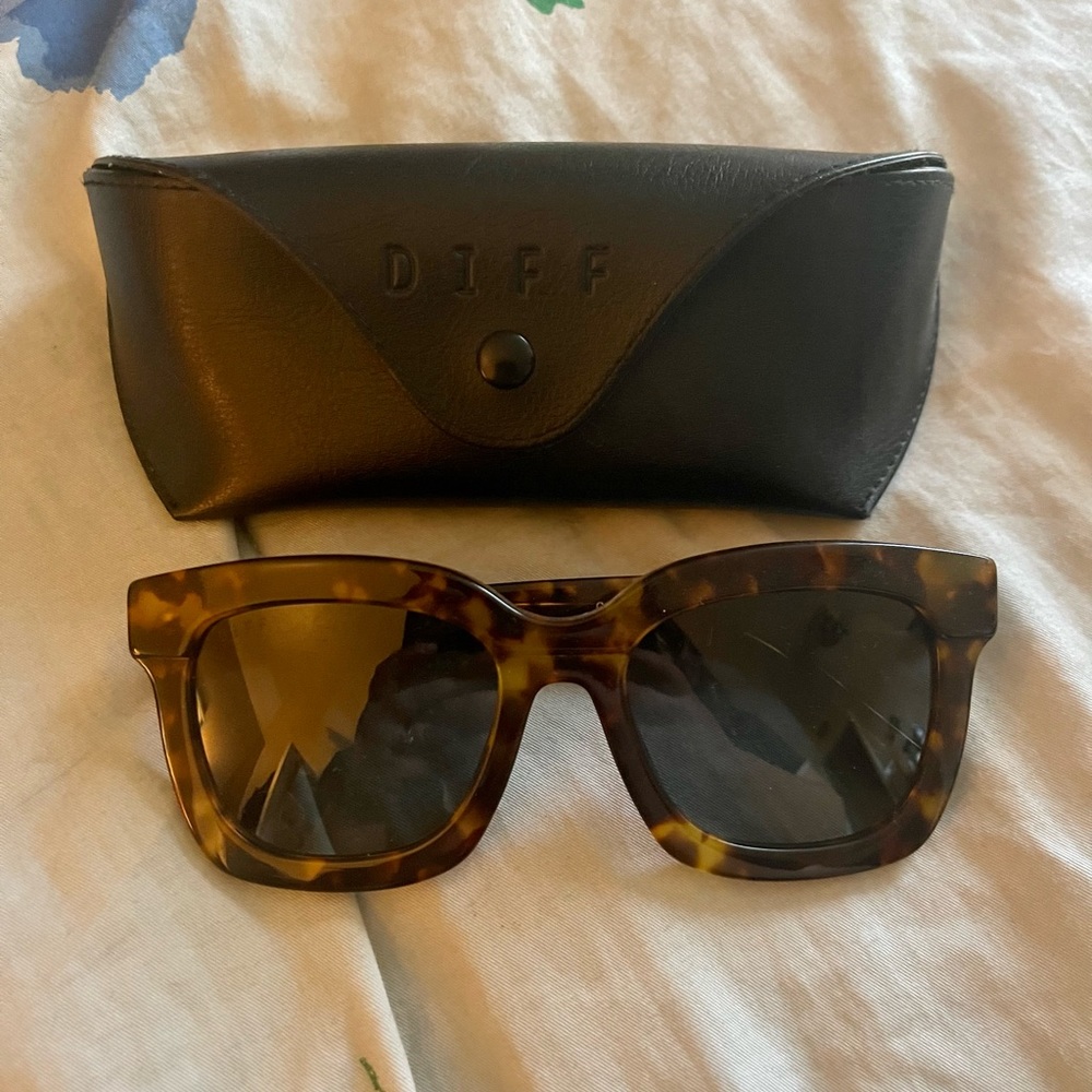 Diff eyewear carlson sunglasses